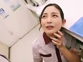 セックスの相性抜群なパート妻・桃子さんと時間限定超濃密なショートタイム密会 僕は、毎回チ〇ポの萎える暇がないほど時短射精をしています…。 一色桃子 タイトル画像
